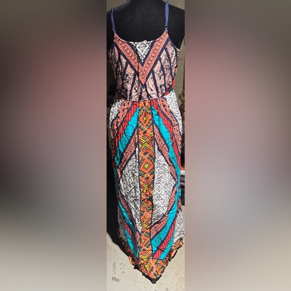 Vibrant Geometric Patterned Dress - Picture 2 of 3